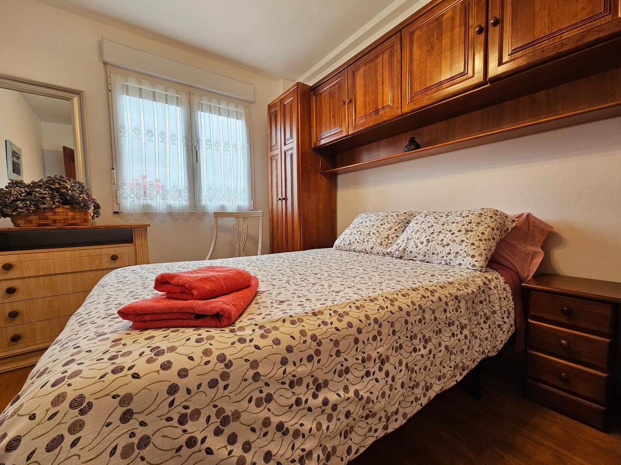 Casa Lantoxana Apartment Gijón Exterior foto